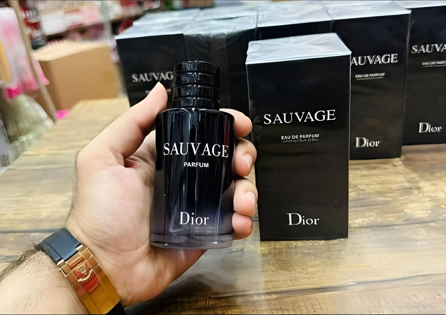 SAUVAGE long lasting perfume
